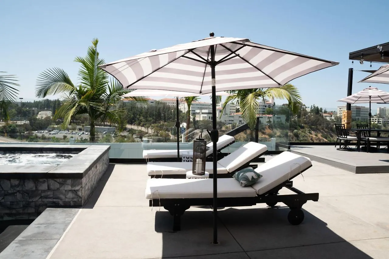 New Modern Luxury Estate - Pool, Slide, Grotto San Diego