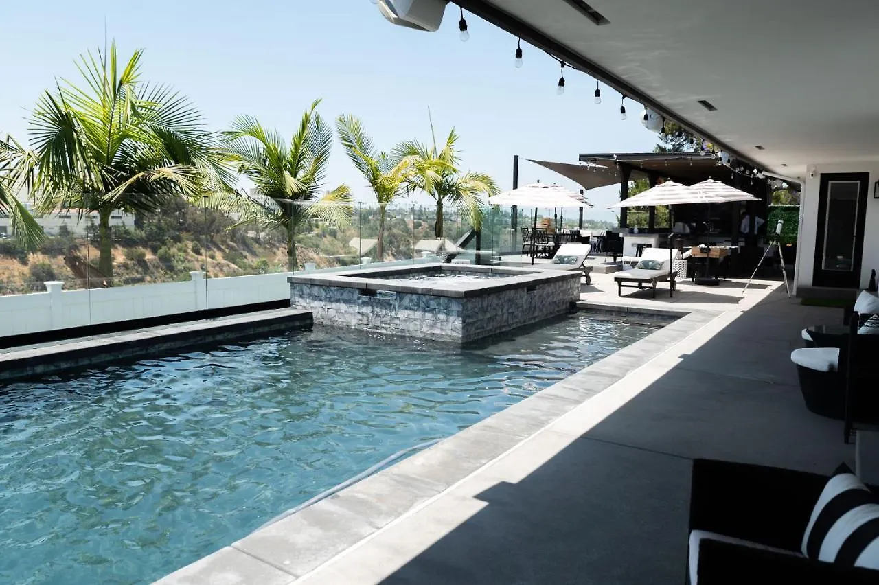 New Modern Luxury Estate - Pool, Slide, Grotto San Diego