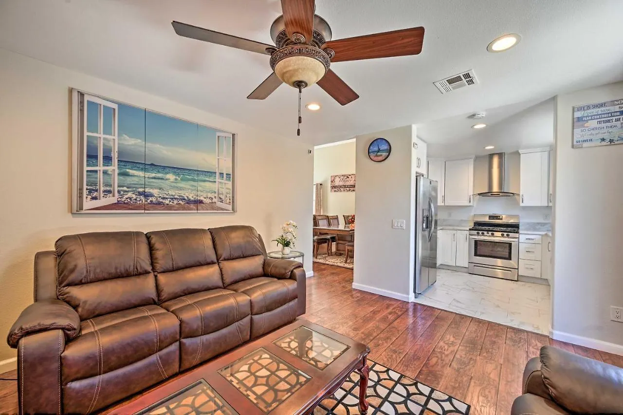 בית נופש Sanctuary With Hot Tub And Large Patio! סן דייגו