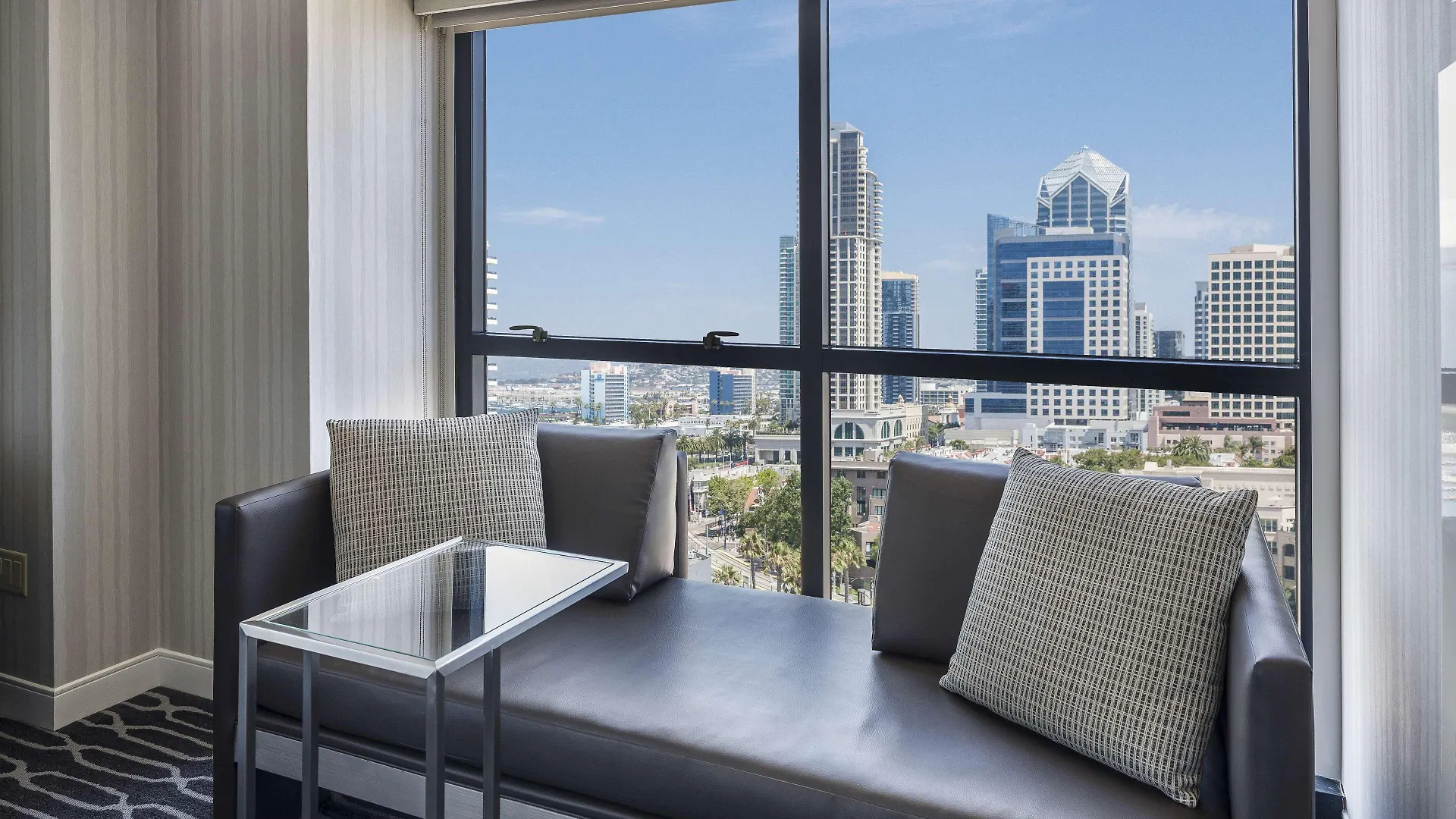 Hotel Manchester Grand Hyatt 4*