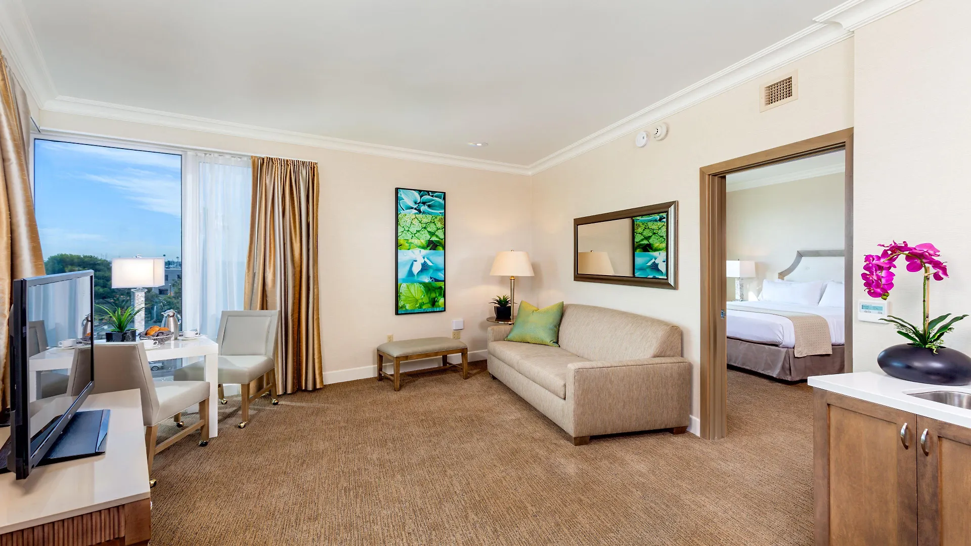 Doubletree By Hilton Bayside San Diego
