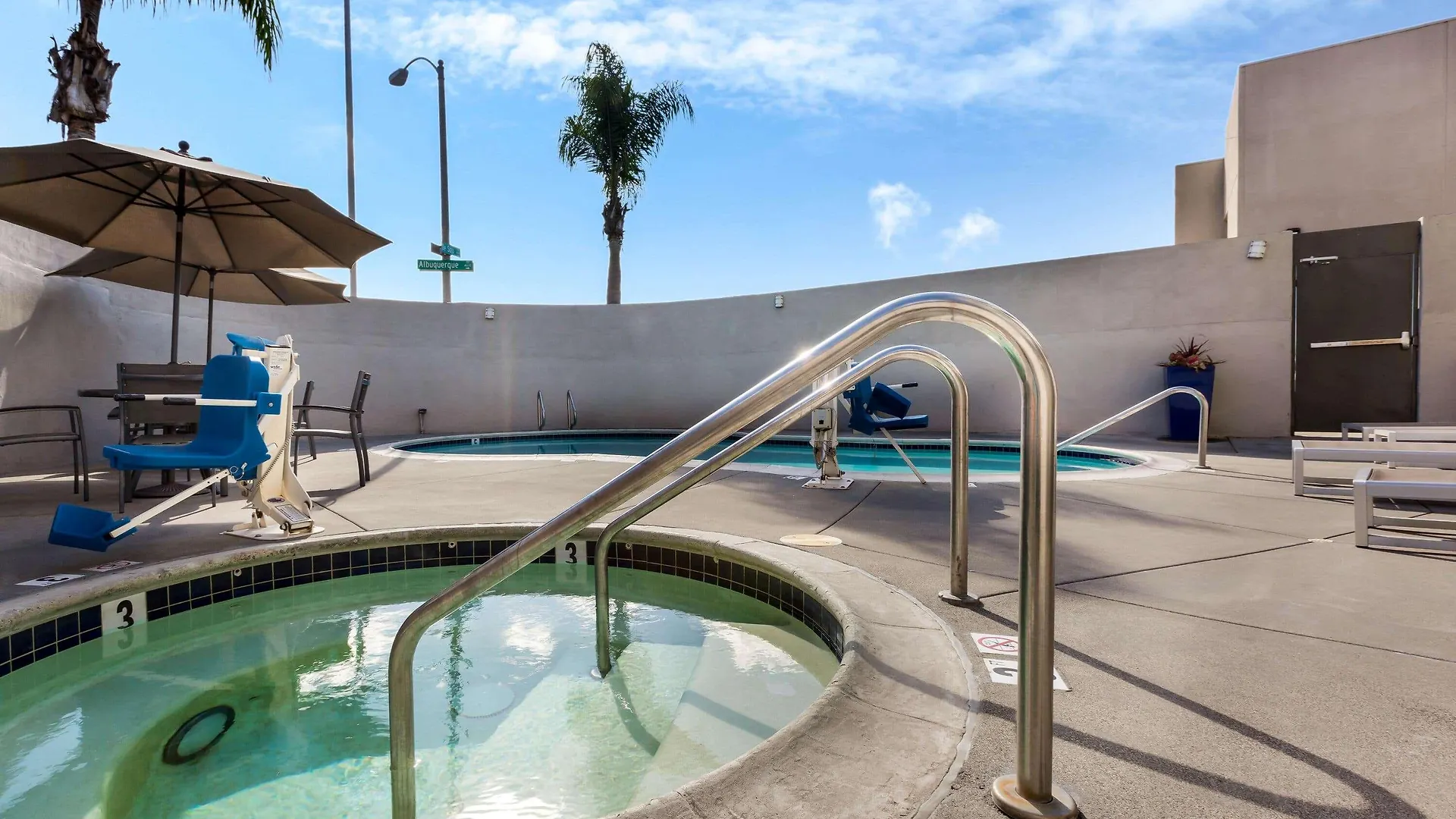 La Quinta By Wyndham Mission Bay Hotel