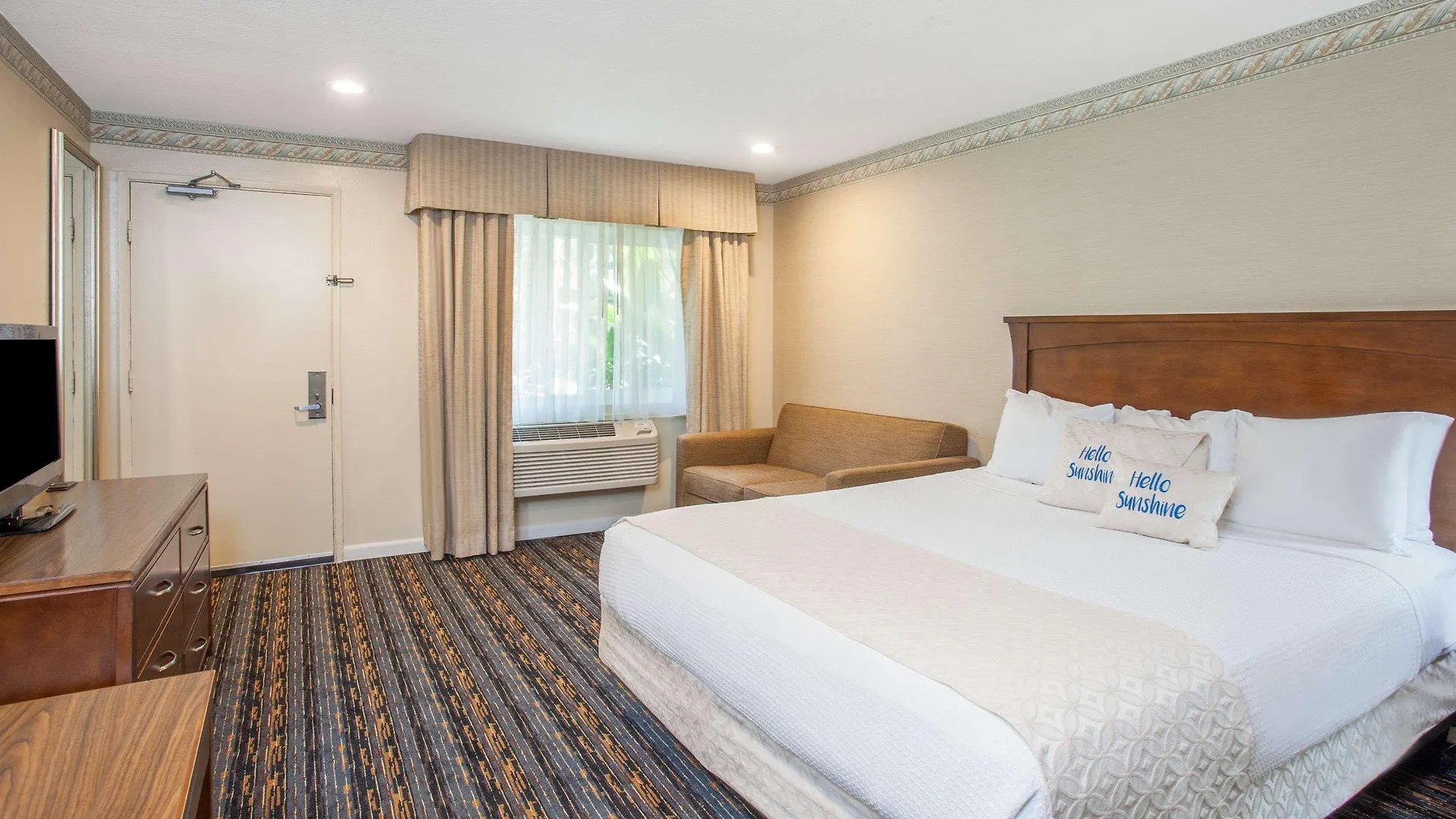 Days By Wyndham Circle Hotel 3*