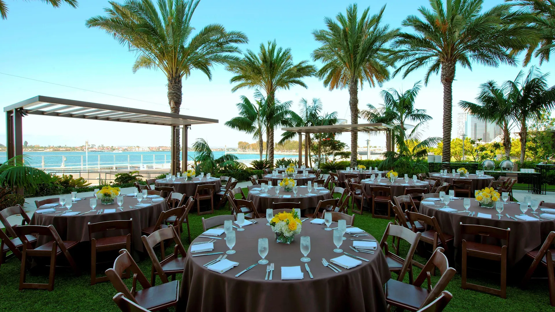 Hotel Hilton Bayfront 4*