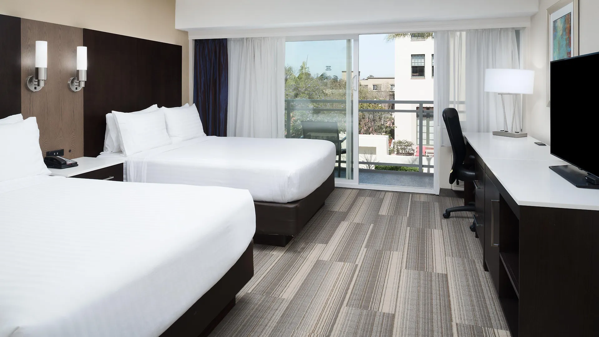 Hotel Express - Downtown By Ihg San Diego
