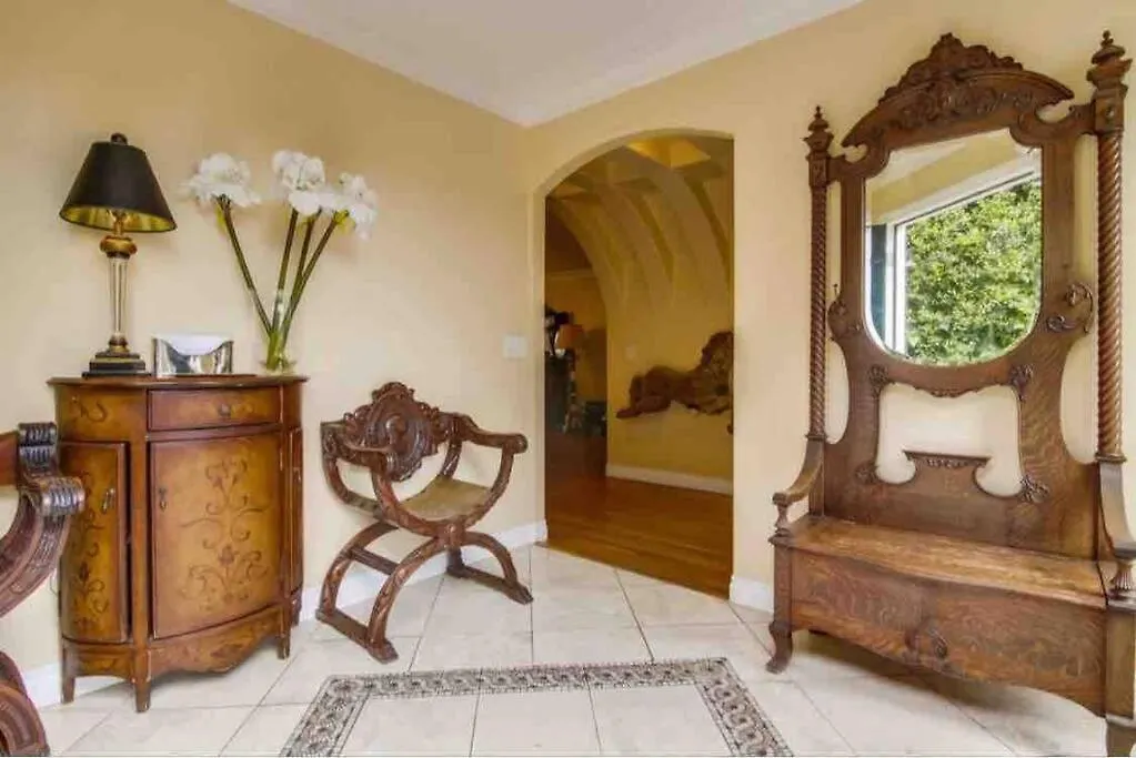 Spacious 4 Bedroom 3.5 Bath In Coronado Appartamento *