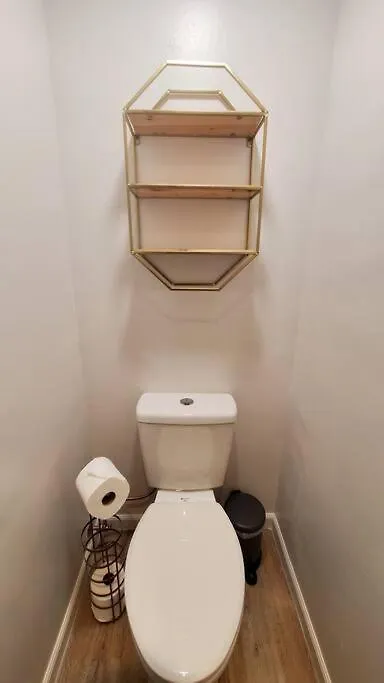 Charming And Cozy Studio Gaslamp! Perfectly Located In Downtown! *