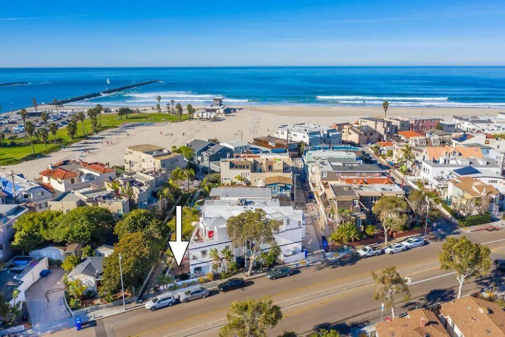 Upscale Mission Beach Couples Getaway/pet Friendly *