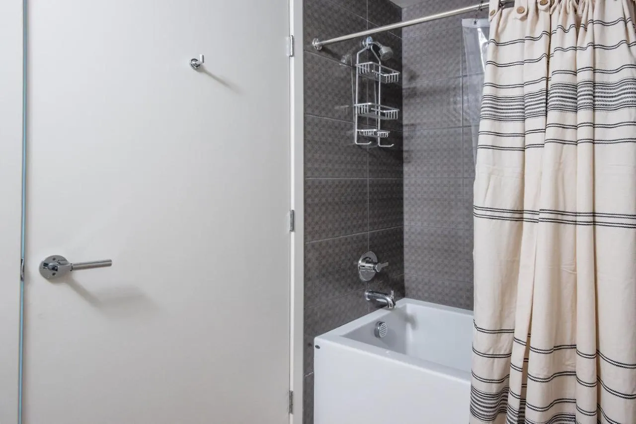 Apartment Gaslamp 2br W Gym Sauna Wd Nr Shops San-1 San Diego