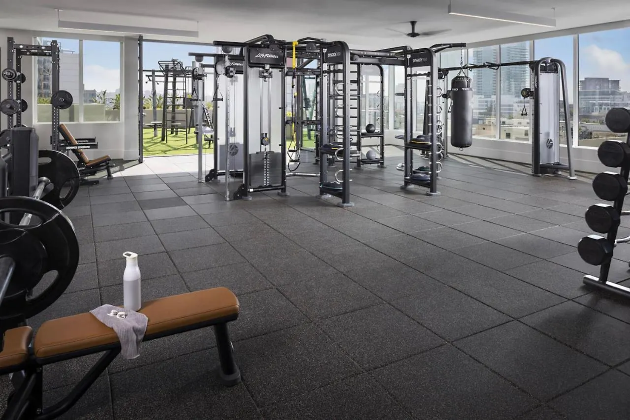 Gaslamp 2br W Gym Sauna Wd Nr Shops San-1 Apartment