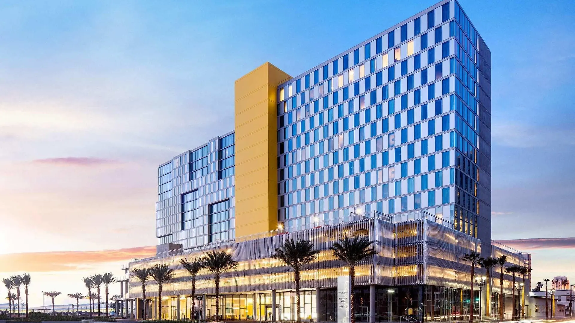 Hotel By Marriott Downtown/bayfront