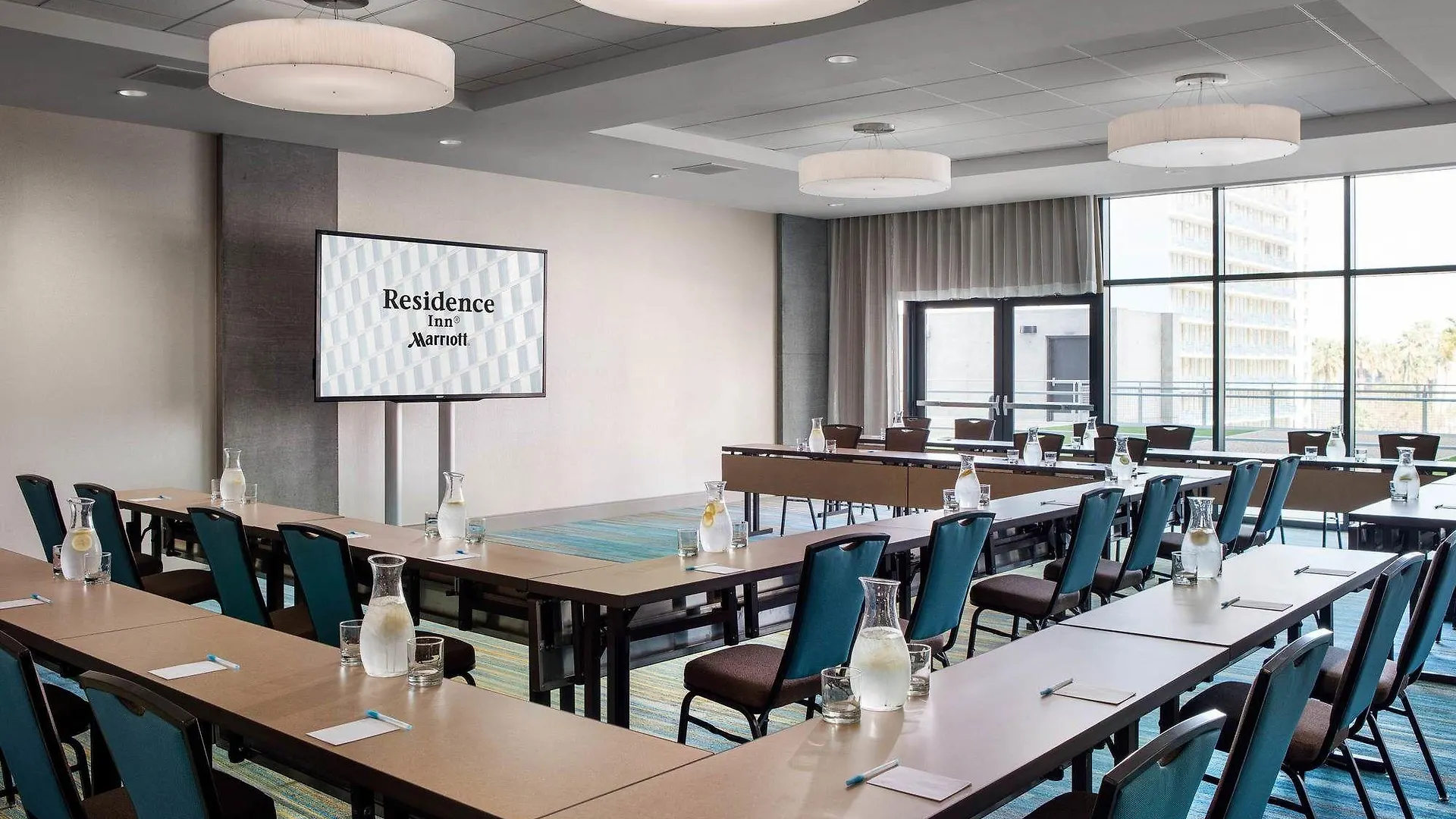 By Marriott Downtown/bayfront Hotel San Diego