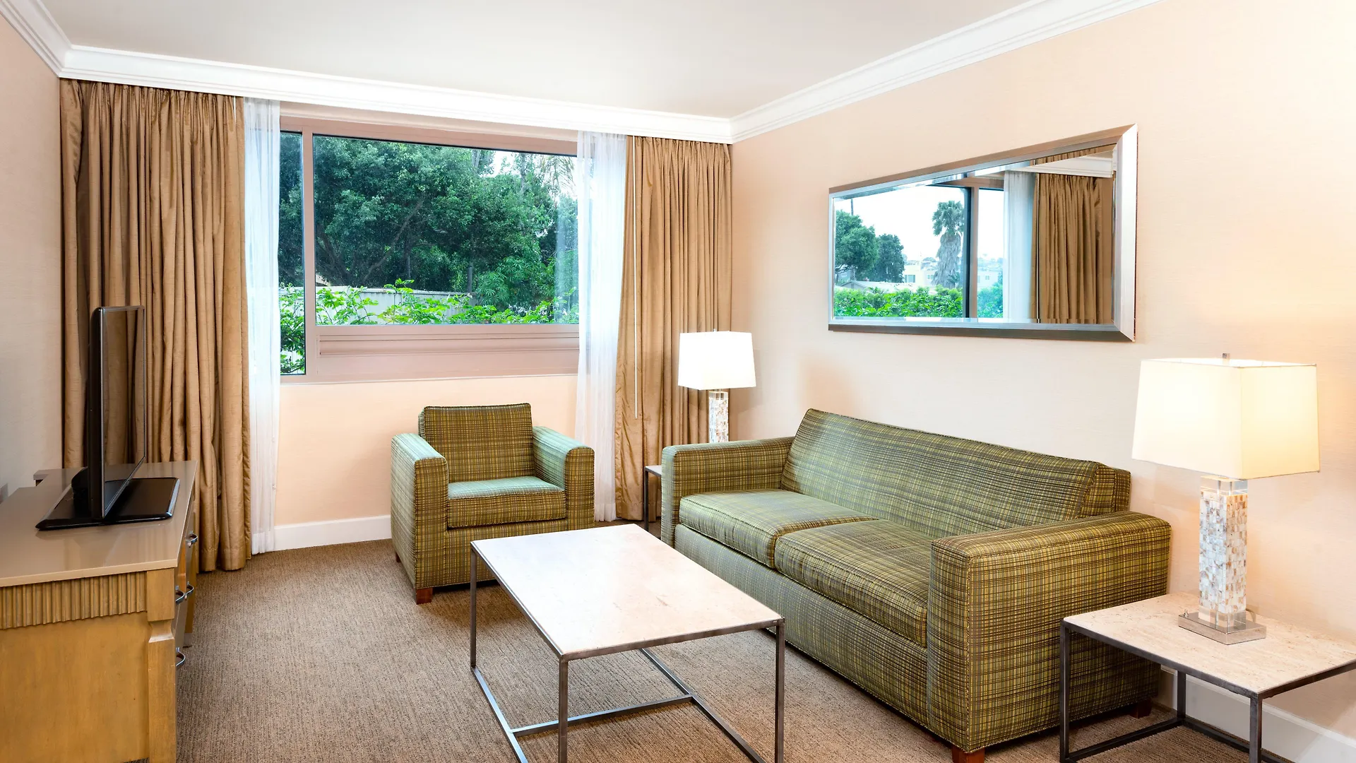 Doubletree By Hilton Bayside 3* San Diego
