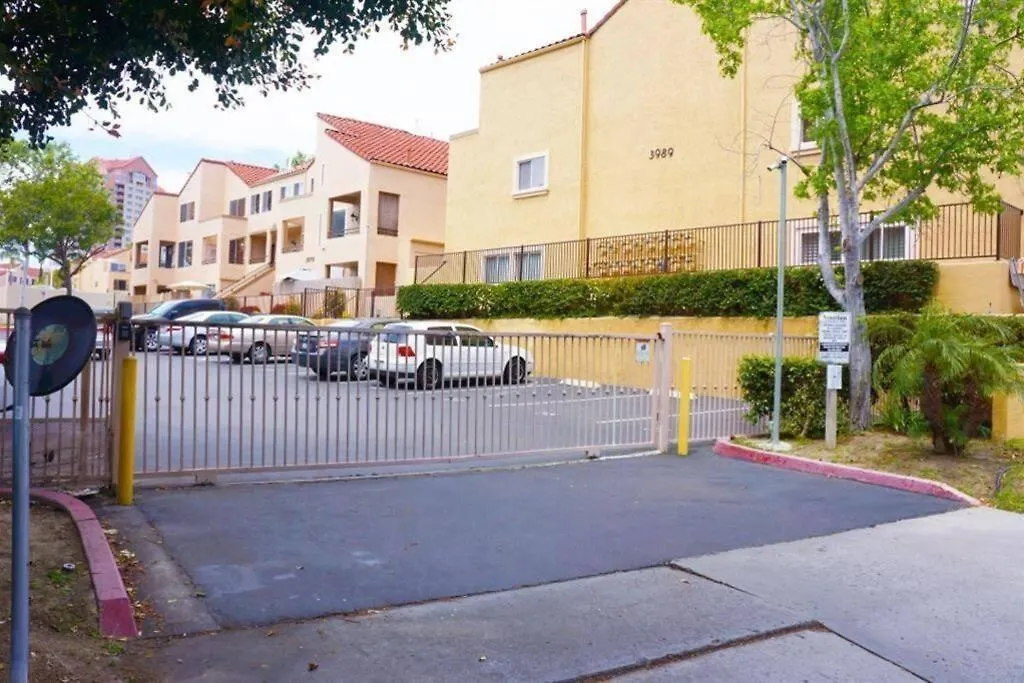 Corner 2-story One Bedroom La Jolla Daire San Diego
