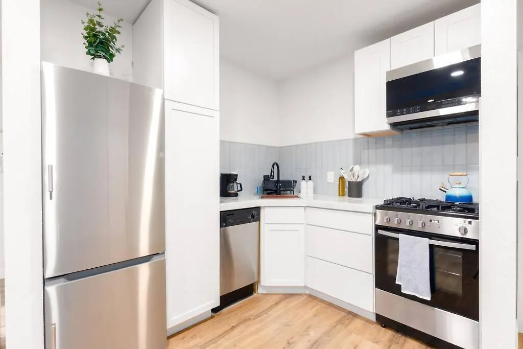 Apartment Cozy & Modern 1st-fl