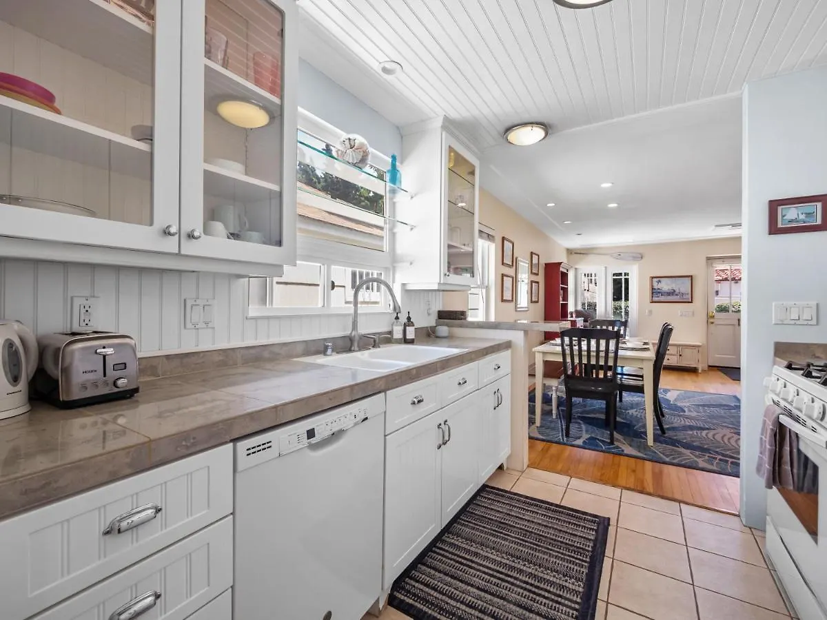 Stunning - Steps2sand, Ac, Large Patio And Fast Wifi! 펜션 *