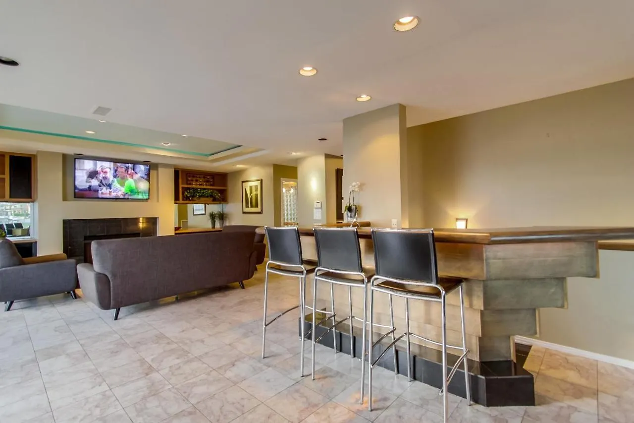 Mission Bay Dreams - W Bay Access, Parking, Pool & Nyaraló