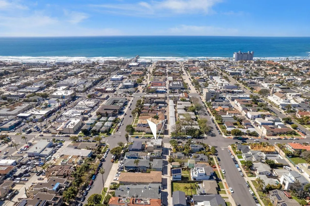 Pacific Dreaming - Ac, Walk 2 Town, Garage & Holiday home *