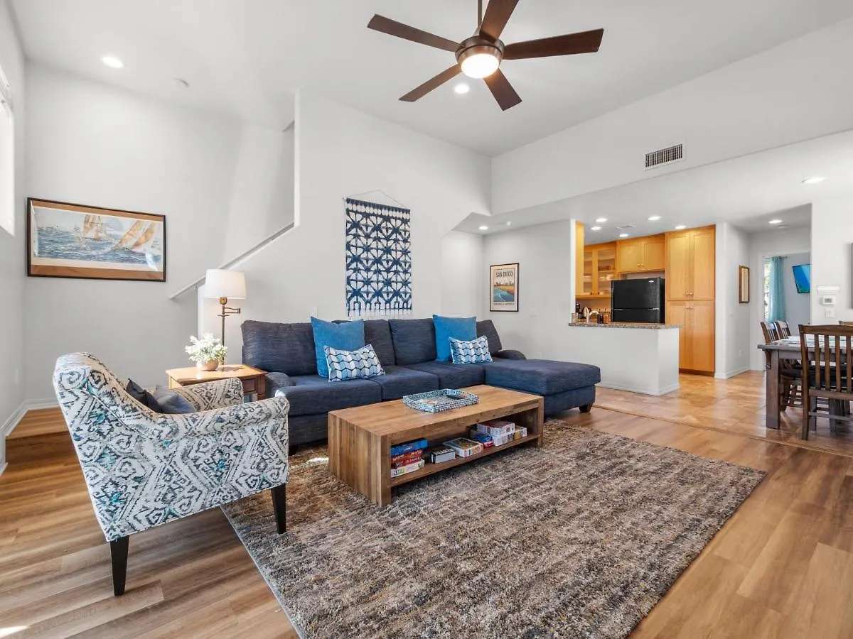 Pacific Dreaming - Ac, Walk 2 Town, Garage & Holiday home