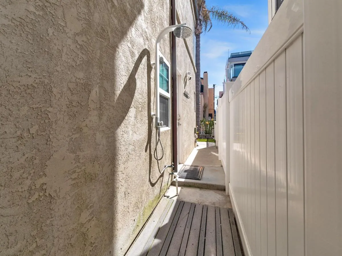 בית נופש Stunning House- Rooftop Patio & Ocean Views