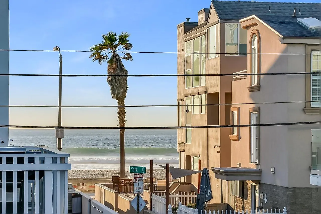 Beautiful - Ocean View, Ac & Patio Holiday home