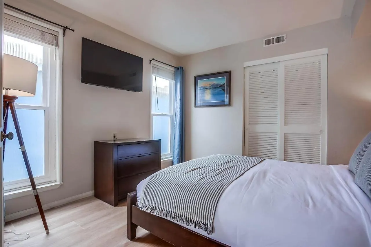 Ormond Oasis - Large Private Patio, Washerdryer, Pet Friendly & Steps2sand! 度假居