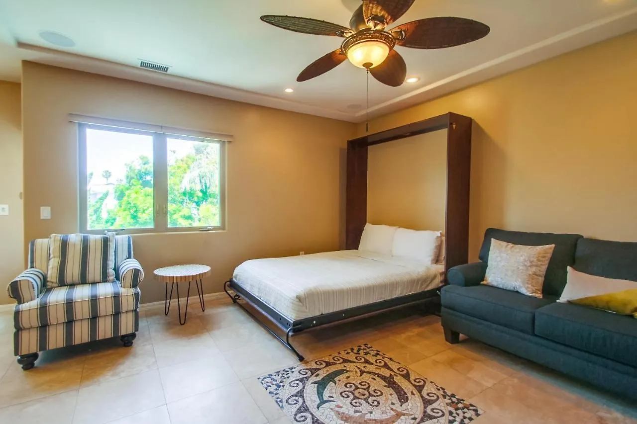 Rooftop Paradise W Private Patio, Garage & Ac 度假居 *