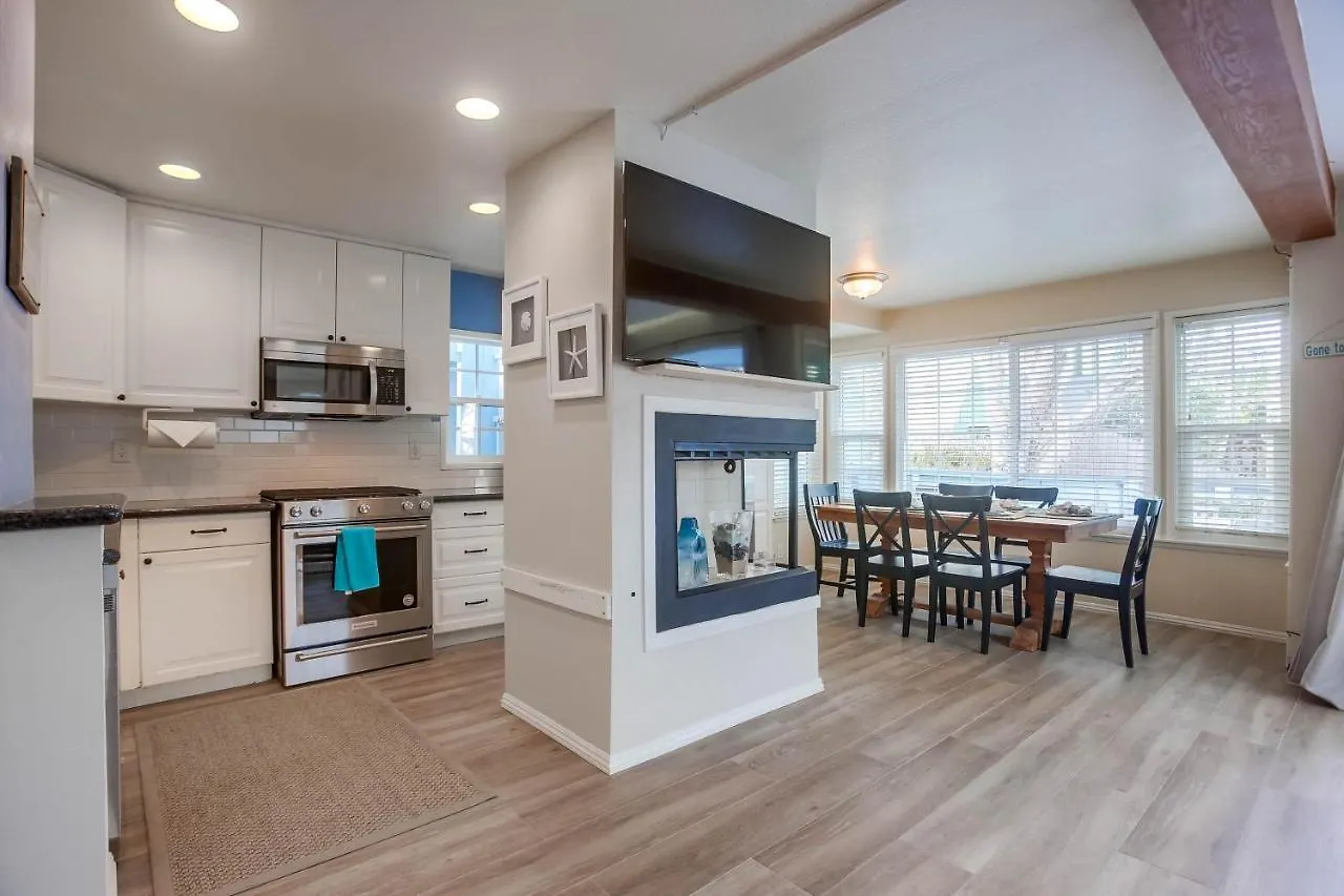 Ormond Oasis - Large Private Patio, Washerdryer, Pet Friendly & Steps2sand! 度假居 圣地亚哥