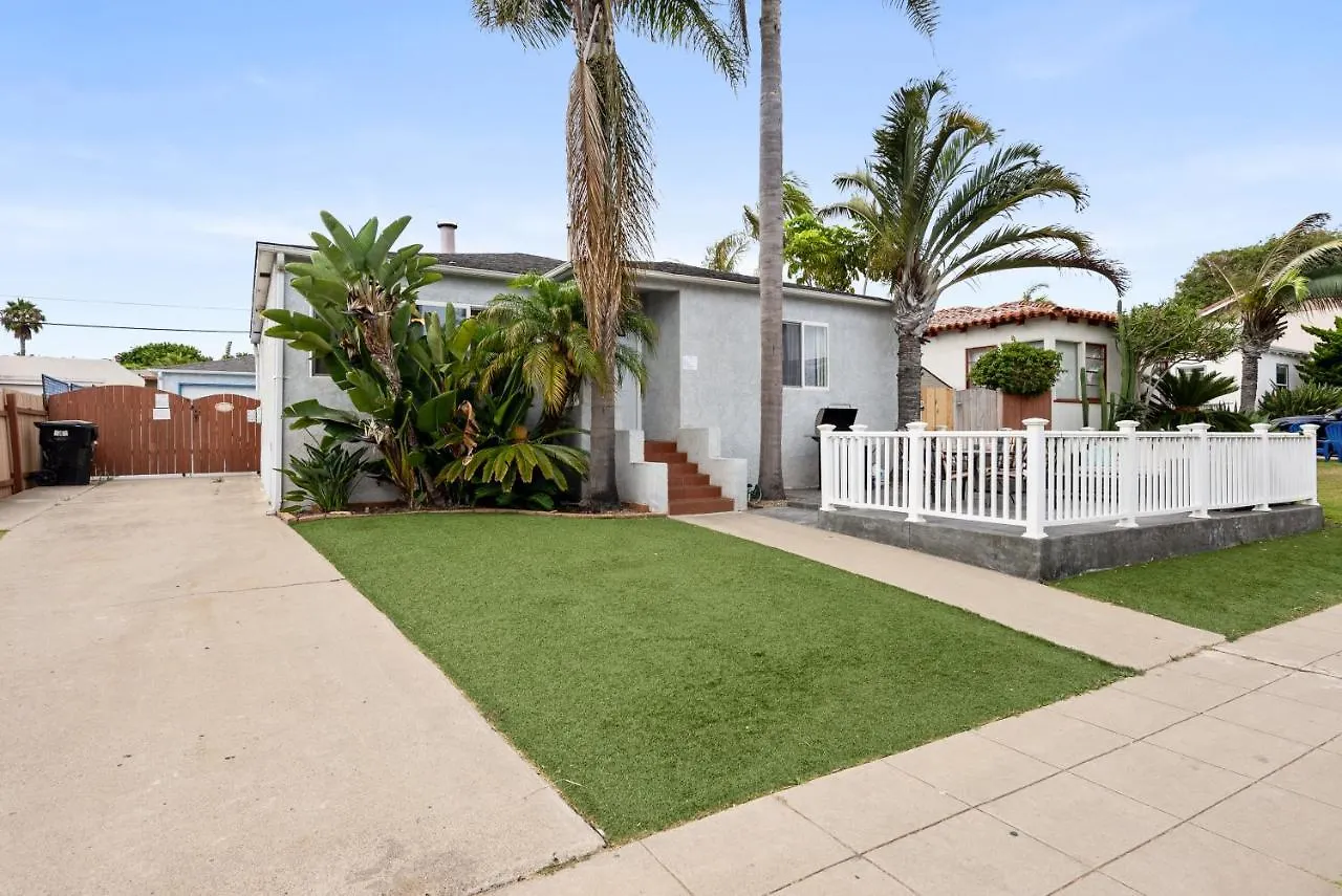 펜션 Pacific Oasis - Large Patio, Parking & Walk To *