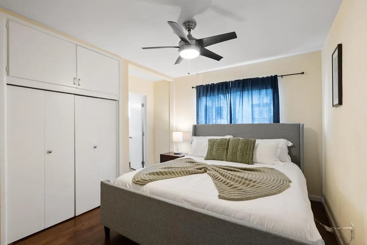 Pacific Oasis - Large Patio, Parking & Walk To
