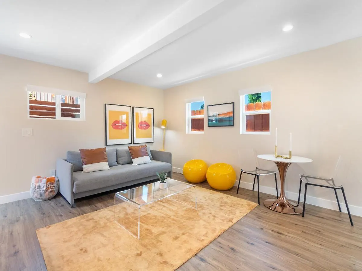 Perfection - Private Patios, Bbq Walk2beach & Pet Friendly! San Diego