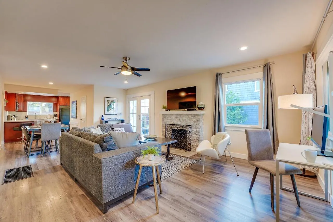 La Jolla Oasis - Pet Friendly, Large Backyard, Walk2beach & Location! * 샌디에이고