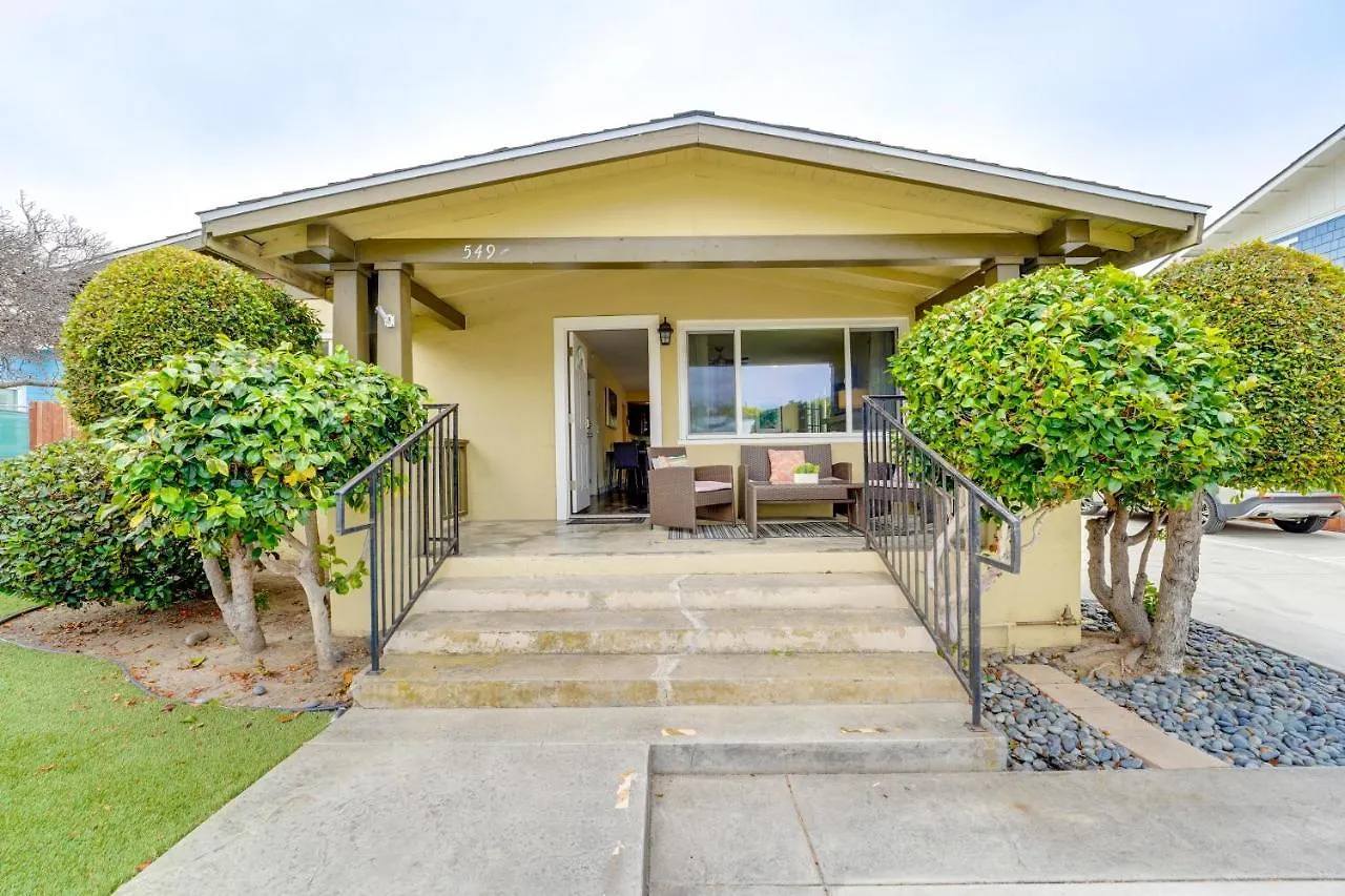La Jolla Oasis - Pet Friendly, Large Backyard, Walk2beach & Location! 펜션 *