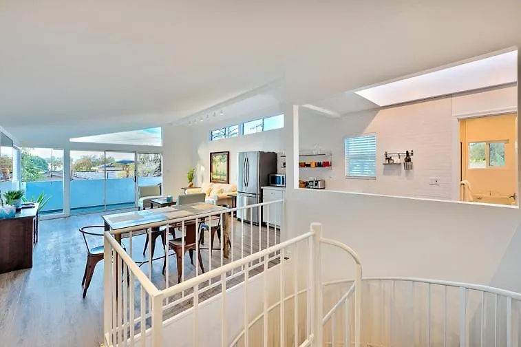 Shores Perfection - Spa, Ac, Pet Friendly, Parking, Fire Pit & Massive Private Yard! *