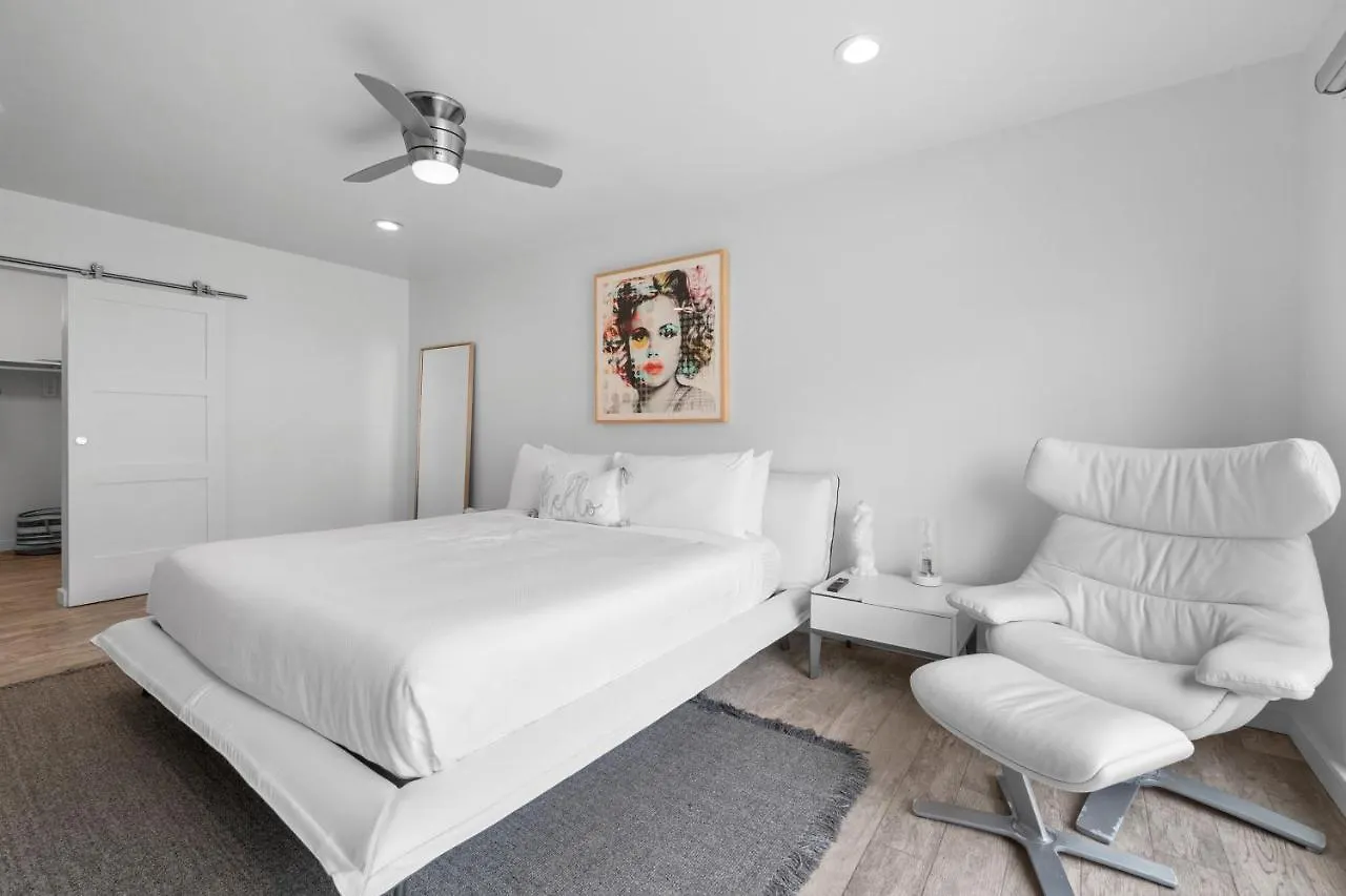 Beachfront Oasis Daire *