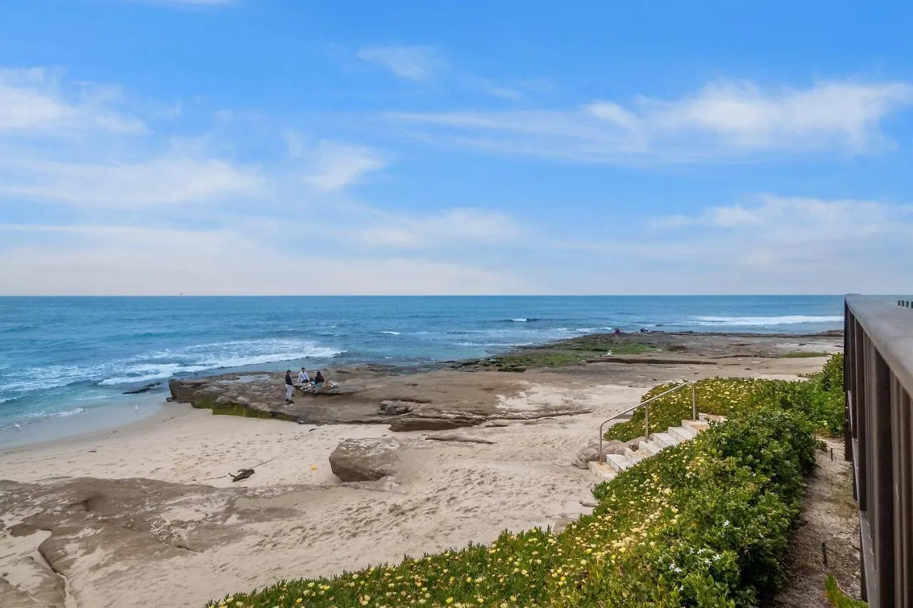 Beachfront Oasis