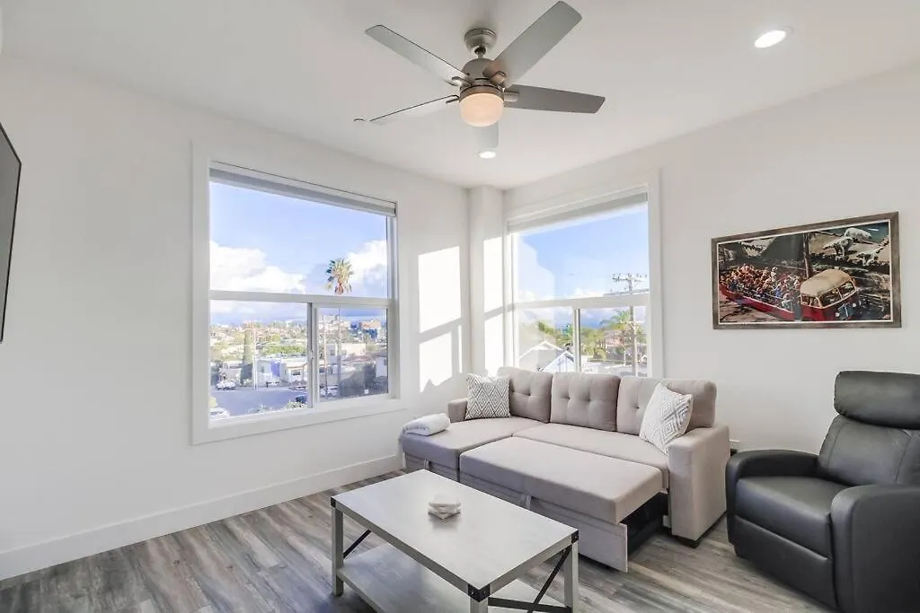 Park Blvd Paradise 304 New Construction King Bed *