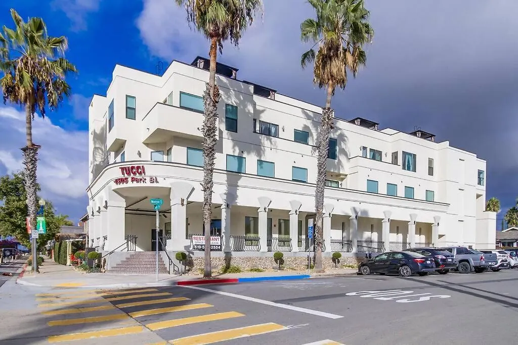 Park Blvd Paradise 304 New Construction King Bed Apartmán