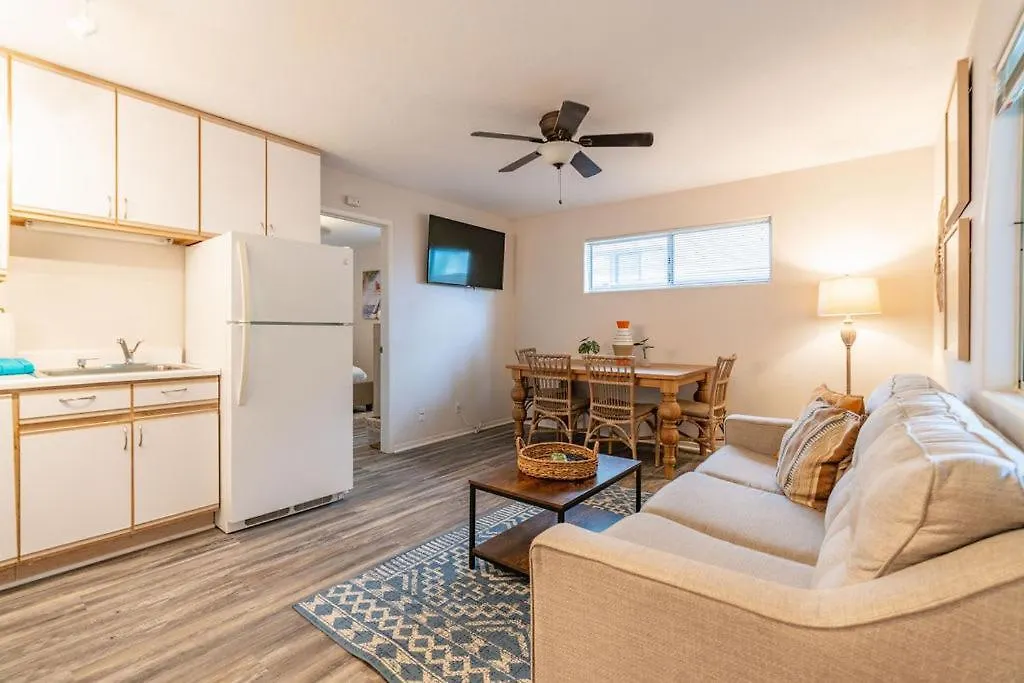 Delightful In Seaside Town Of La Jolla Village Vakantiehuis