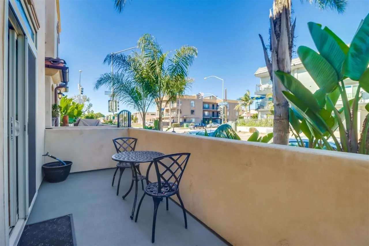 Bay View Dream - Steps To Bay, Rooftop Patio & Ac *