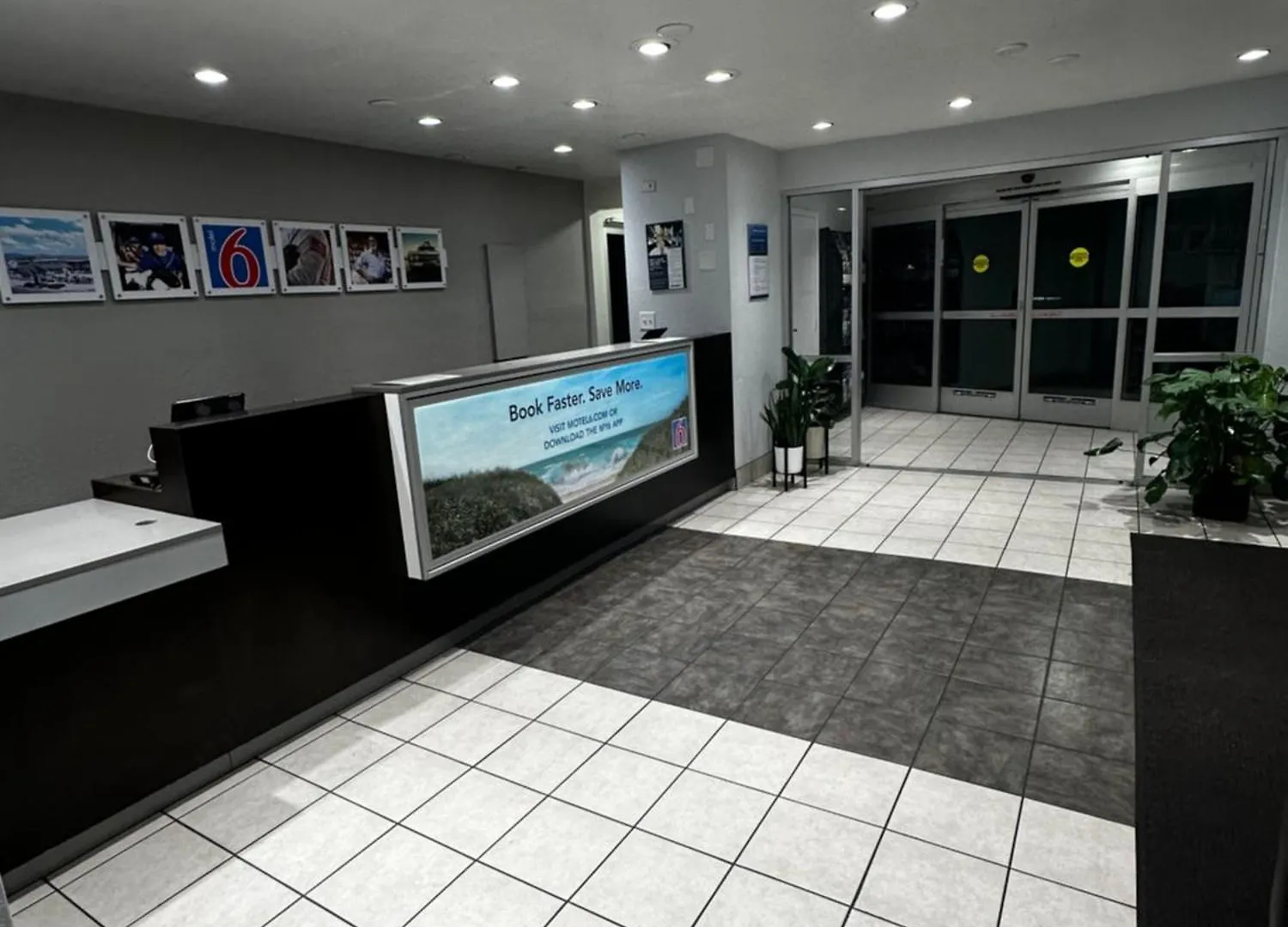 6-san Diego, Ca - Circle - Mission Valley Hotel 2*