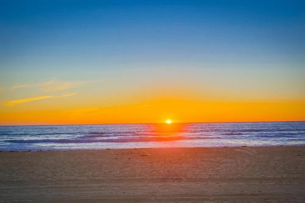 Aloha Breeze 2 * San Diego
