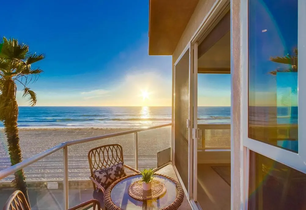 Aloha Breeze 2 Holiday home *