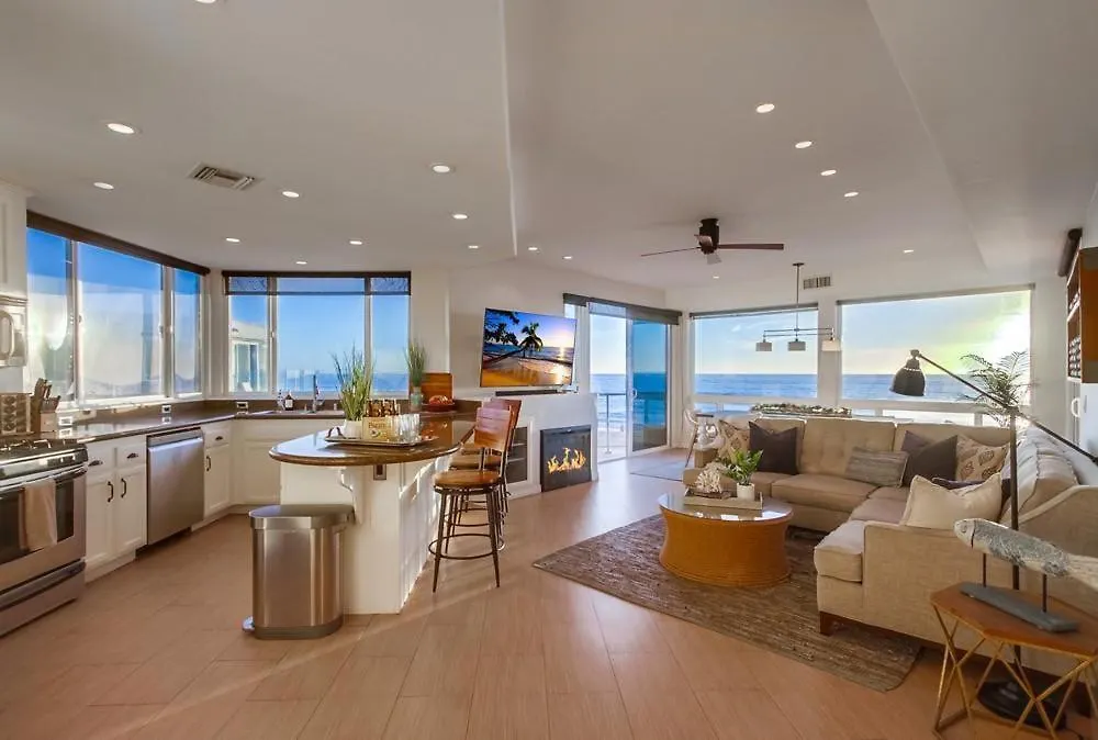 Aloha Breeze 2 Holiday home *
