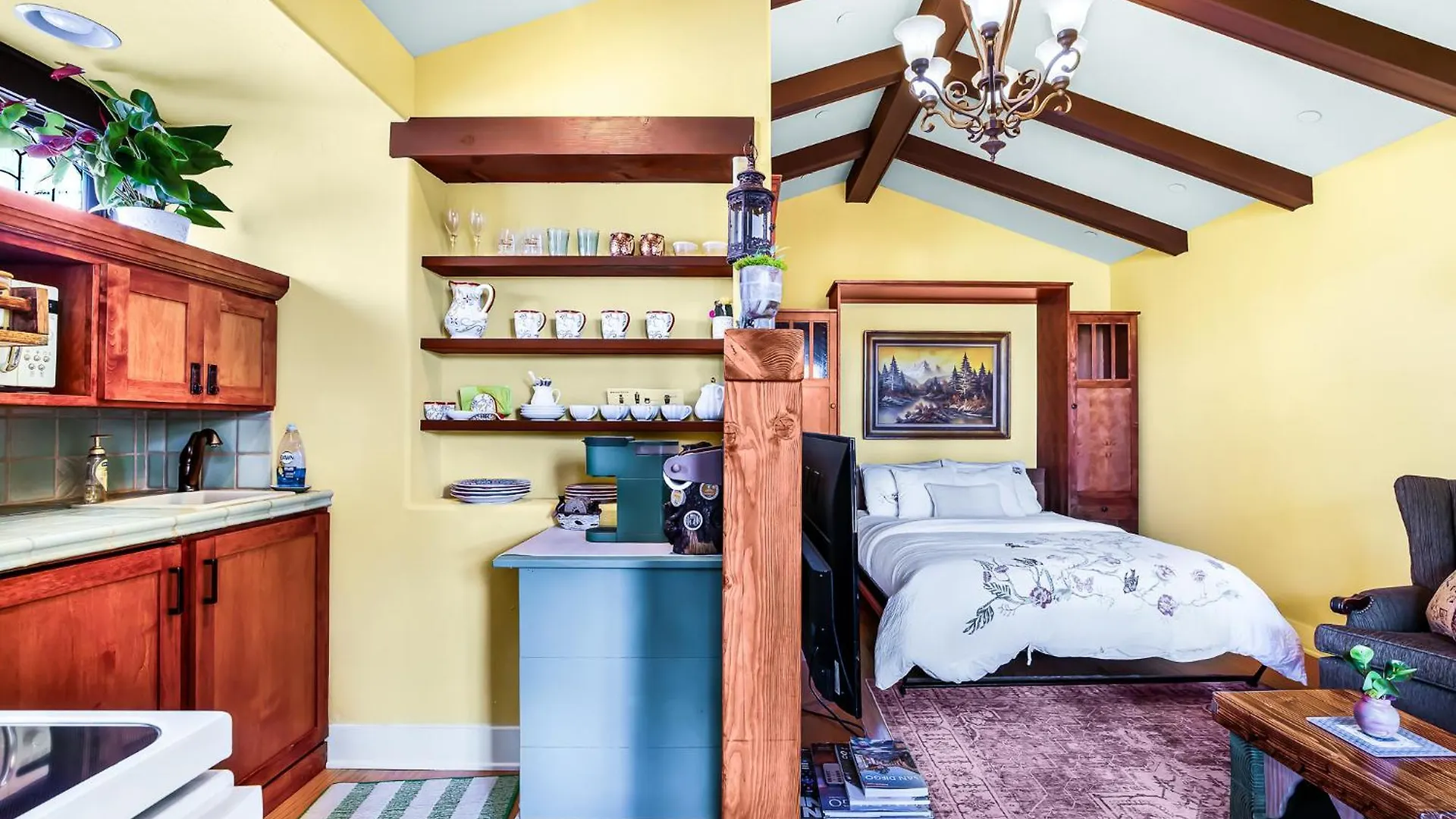 Spanish Style Cozy San Diego