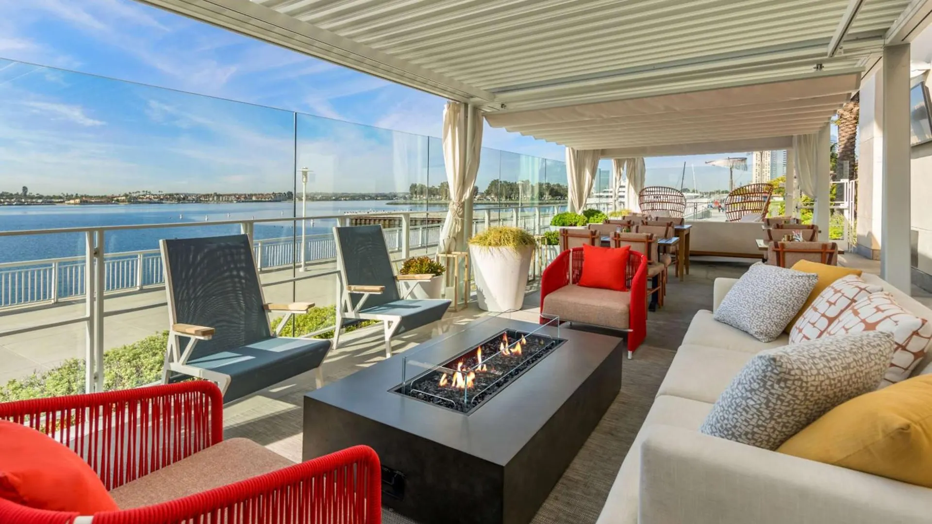 Hilton Bayfront Szálloda