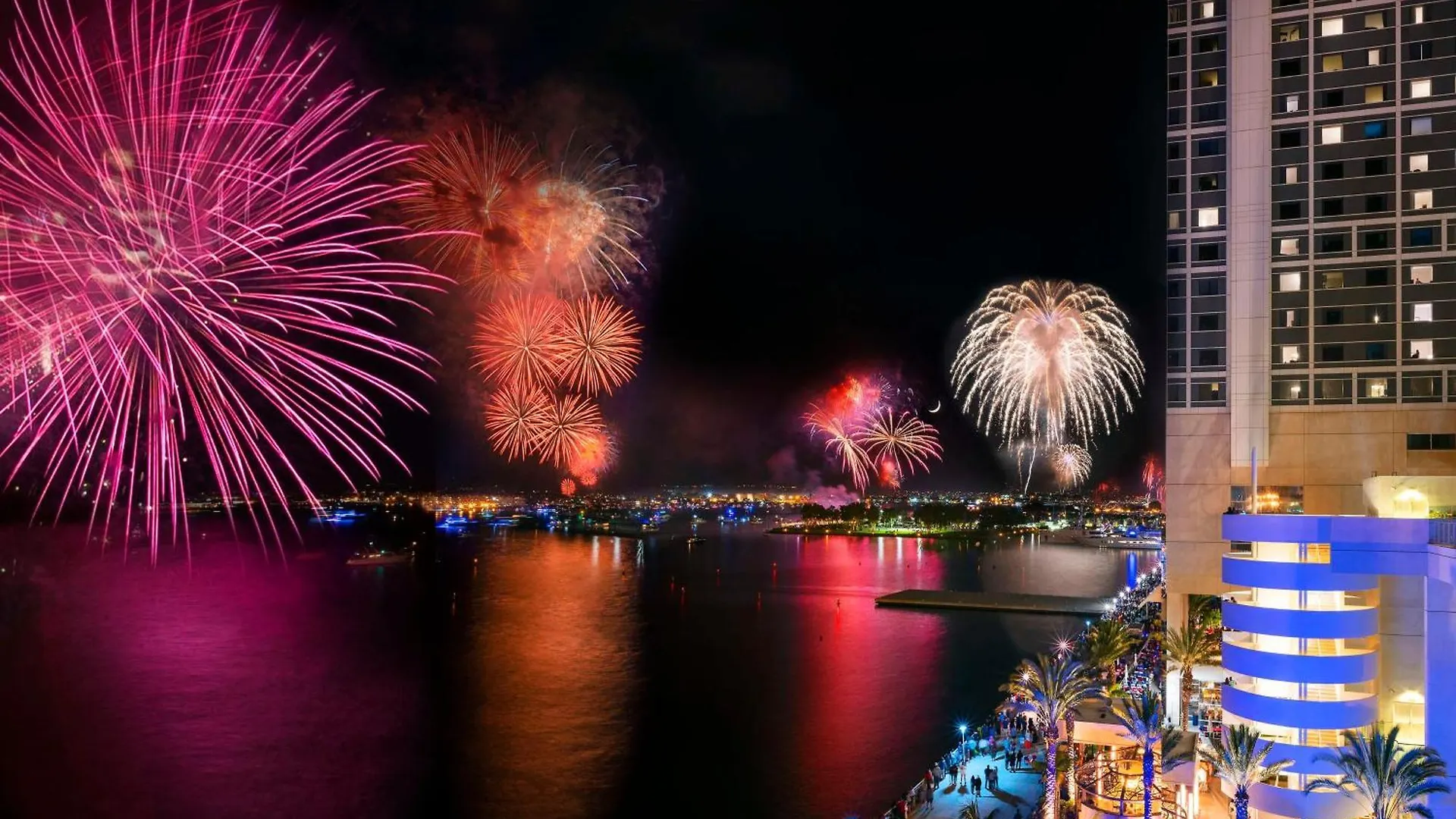 Hilton Bayfront Hotel 4*