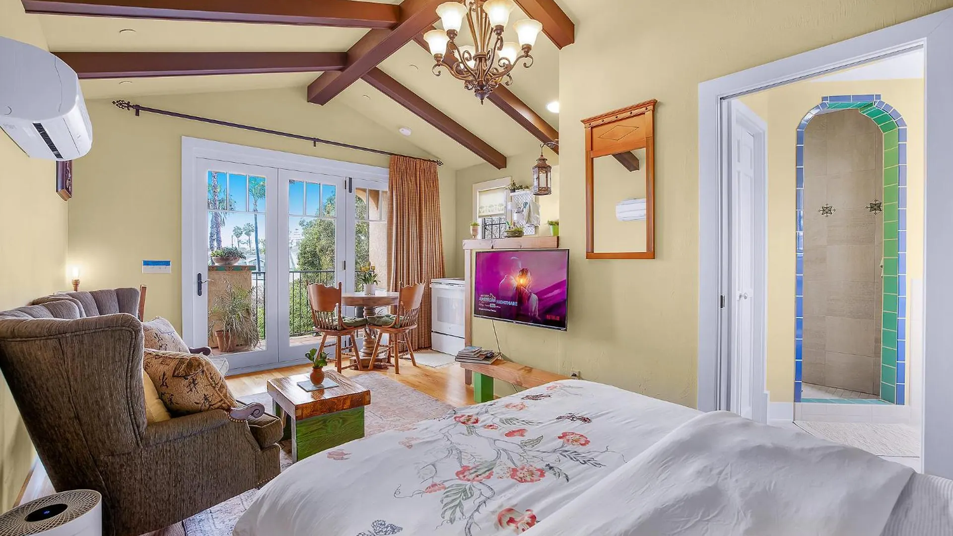 Apartment Spanish Style Cozy San Diego
