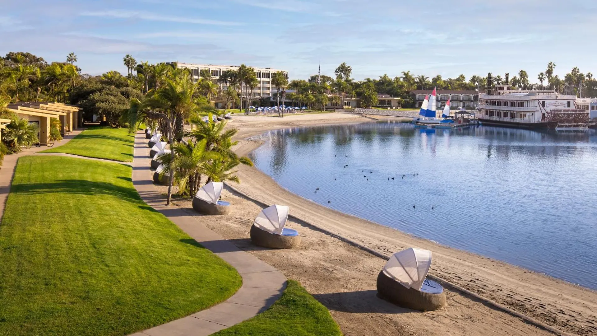 Bahia Hotel 3*