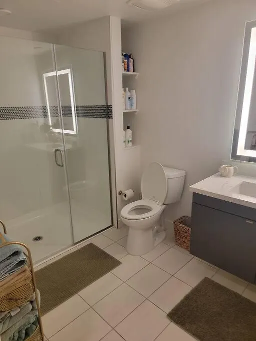 Amazing Big Studio Near Balboa Park Jacuzzi Rooftop Free Parking! 公寓 *